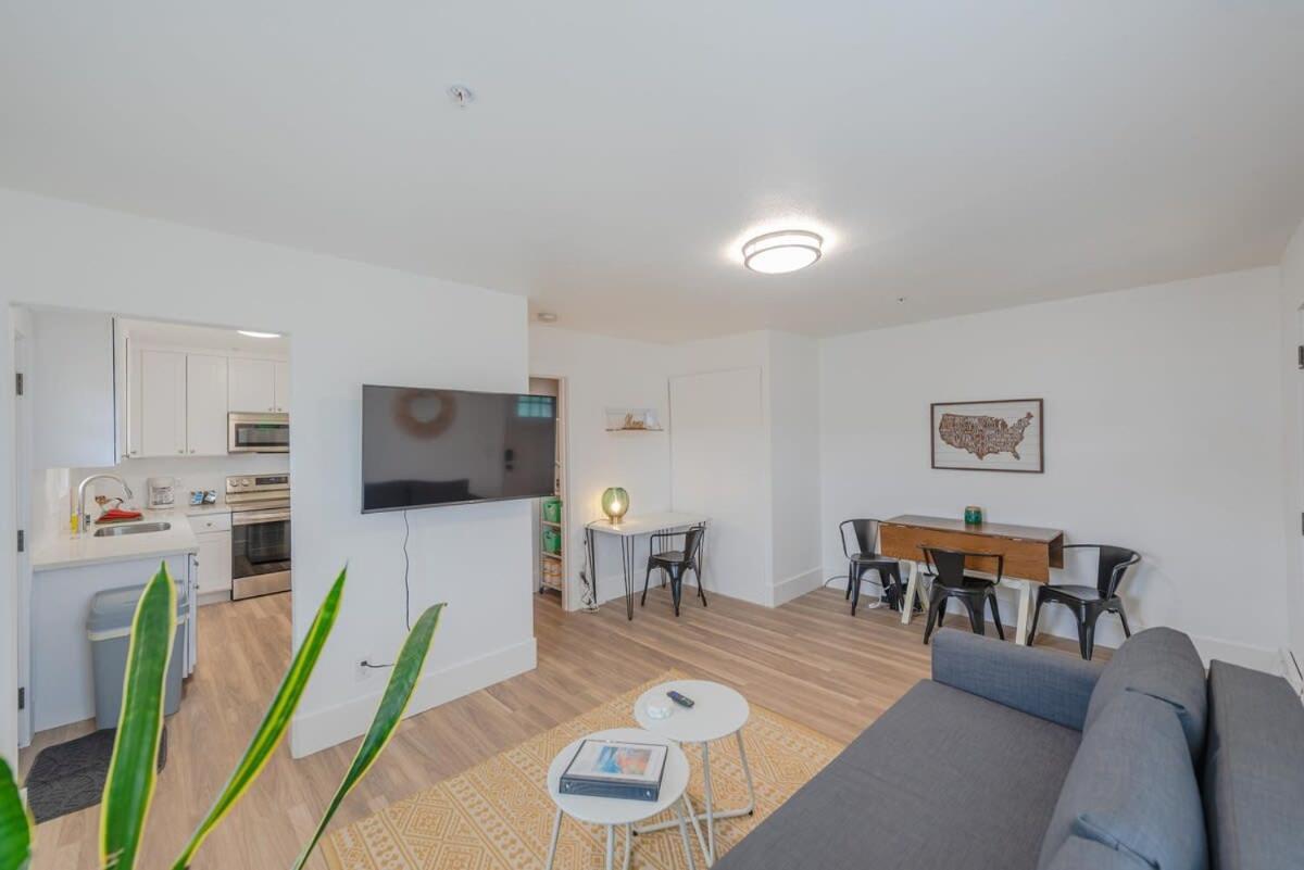 #Stayinmydistrict Coos Bay Cypress Cottage Екстер'єр фото